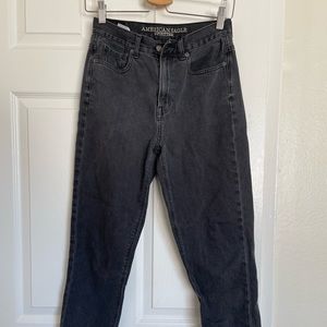 american eagle mom jeans